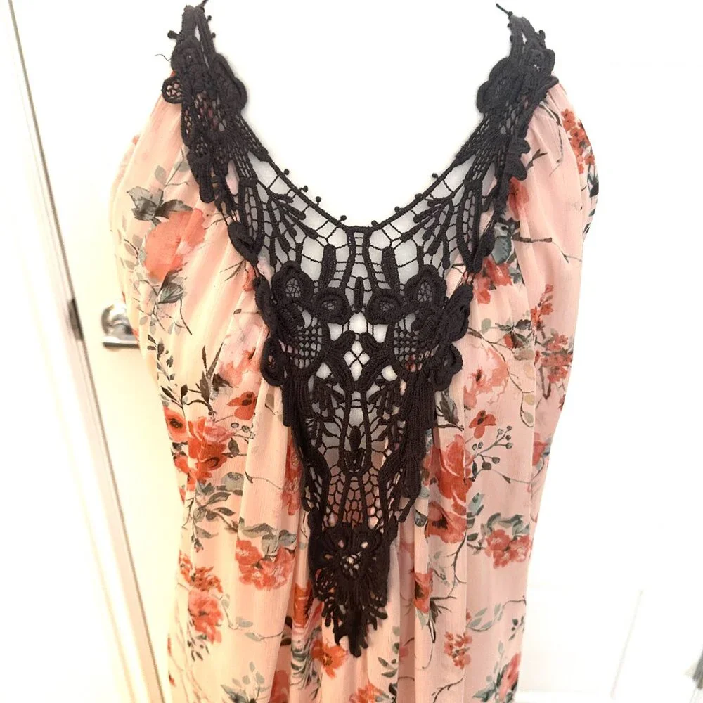 COCO + JAIMESON PINK CROCHET MAXI DRESS  MEDIUM - Picture 3 of 7